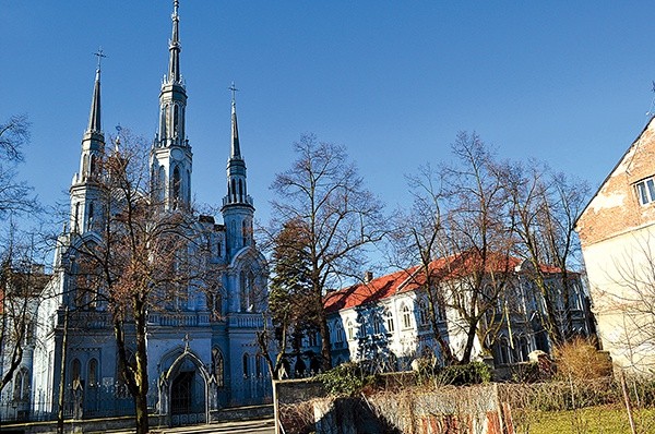 Świątynia Miłosierdzia i Miłości  – mariawicka katedra w Płocku jest siedzibą biskupa naczelnego