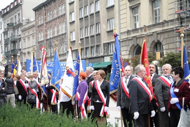 Marsz Akcji Katolickiej z pl. Matejki na Rynek Główny