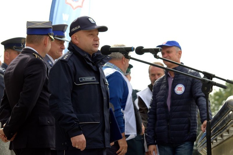 Protest służb mundurowych w Olsztynie