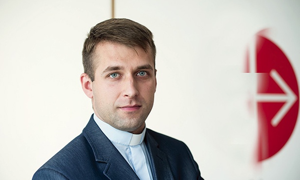 Ks. Marcin Dąbrowski pracuje na rzecz prześladowanych chrześcijan w organizacji Pomoc Kościołowi w Potrzebie