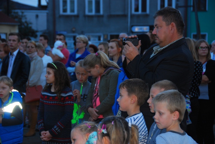 Symbole ŚDM w Żychlinie