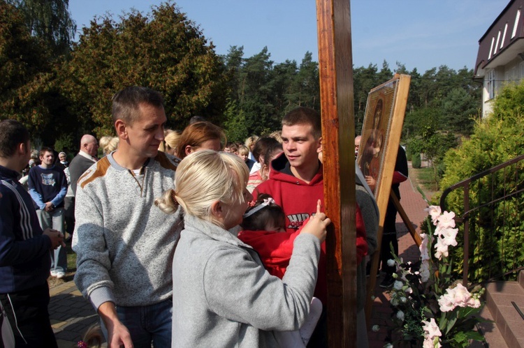 Symbole ŚDM w Mocarzewie