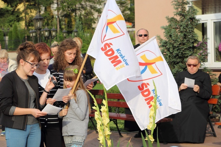 Symbole ŚDM w Domu Kapłana Seniora