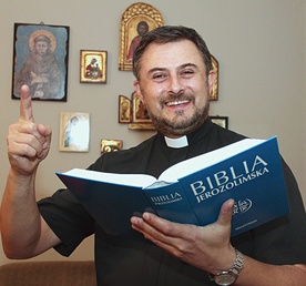  Ks. Waldemar Grzyb jest wikariuszem parafii pw.  św. Wojciecha w Gorzowie Wlkp., gdzie można posłuchać konferencji w każdą niedzielę po wieczornej Mszy św.