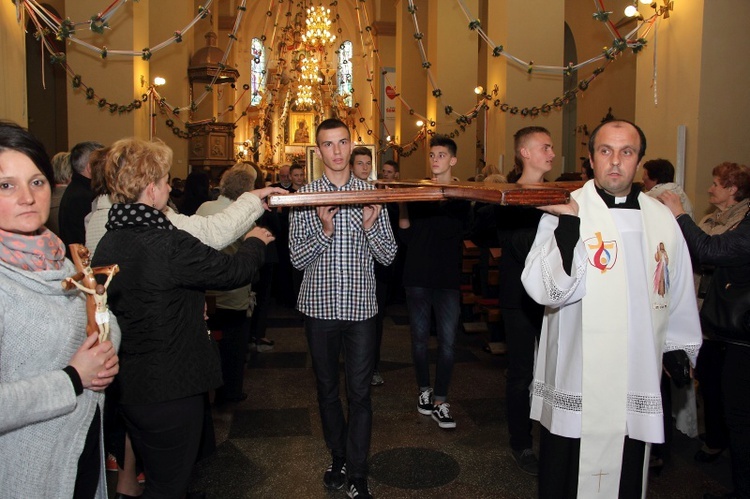 Symbole ŚDM w Lubochni