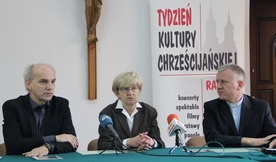 Na wydarzenia Tygodnia Kultury Chrześcijańskiej zapraszają (od lewej) Wojciech Sałek, Joanna Nagay i ks. Piotr Walkiewicz