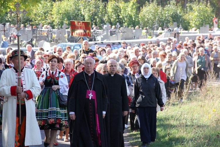 Róże Różańcowe w Domaniewicach - Pielgrzymka 