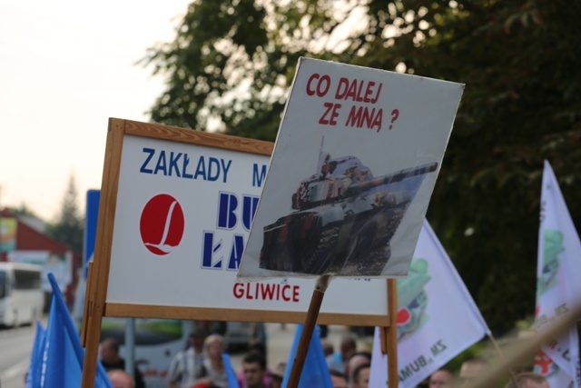 Manifestacja górników pod kopalnią "Brzeszcze"