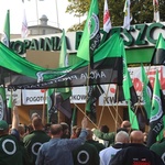 Manifestacja górników pod kopalnią "Brzeszcze"