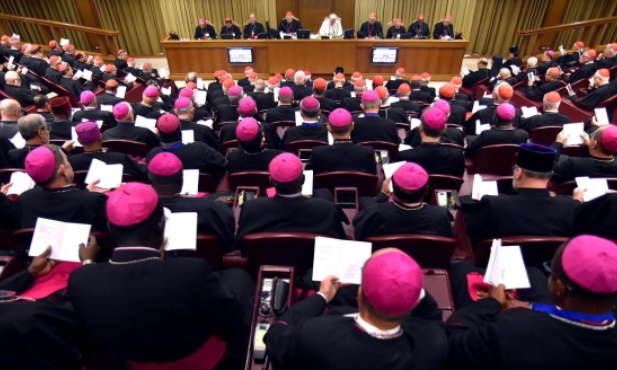 Synod: Zmienić język nauczania Kościoła