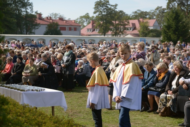 Pielgrzymka Kół Żywego Różańca do Wysokiego Koła