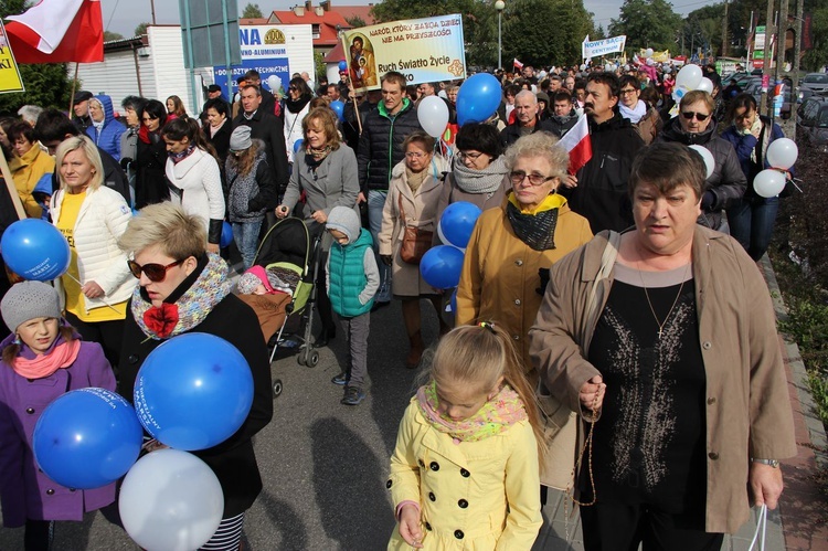 VII Diecezjalny Marsz dla Życia i Rodziny w Brzesku