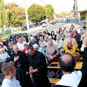 Klub jest otwarty od poniedziałku do piątku od 11.00 do 16.00. Aktualne informacje na portalu społecznościowym Fb – Przystań za Wartą