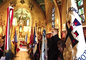 Powyżej: Obchody jubileuszu rozpoczęła Msza św. w klasztornej kaplicy w Łagiewnikach