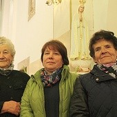 Panie Wanda, Alicja i Leontyna jak inni parafianie są czcicielkami Serca Jezusowego 