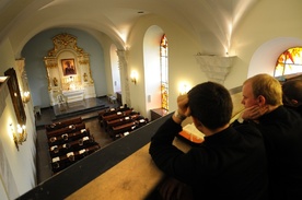 W Wyższym Metropolitalnym Seminarium Duchownym w Warszawie przygotowuje się do kapłaństwa 114 alumnów