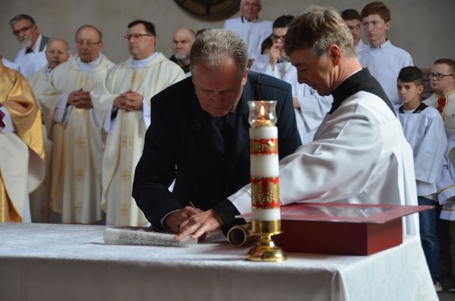 Poświęcenie kamienia węgielnego 