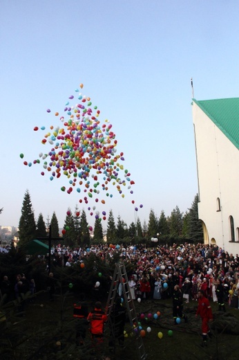 Holy Wins - Święty Zwycięża