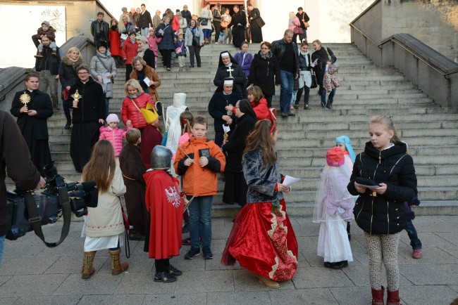 Marsz Świętych na ulicach Opola