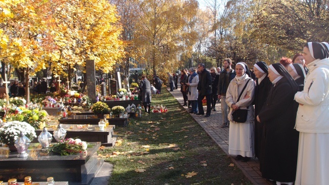 Wszystkich Świętych na cmentarzu Rakowickim - cz. 2