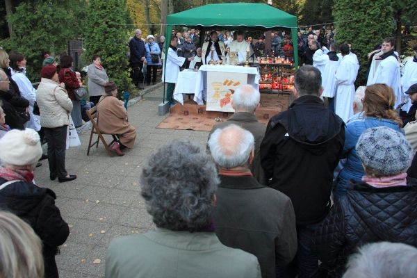 Uroczystość Wszystkich Świętych 