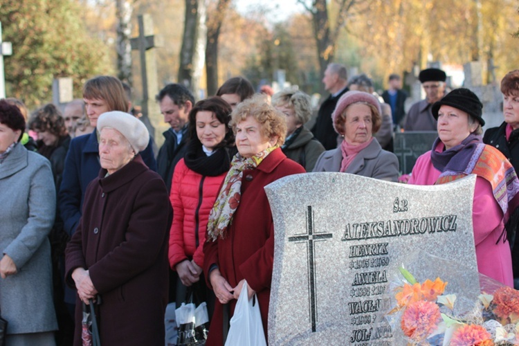 Uroczystość Wszystkich Świętych w Skierniewicach