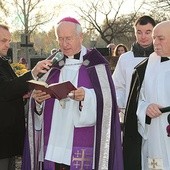 Eucharystii i procesji w Skierniewicach przewodniczył bp Andrzej F. Dziuba