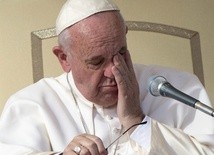 Papież zasmucony przeciekami, ale nieugięty