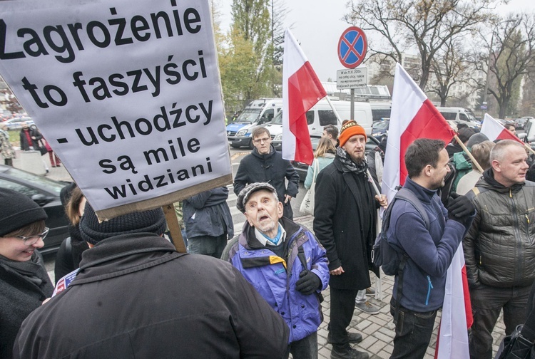 Marsz antyfaszystów