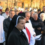 Z Krzyżem w byłym KL Birkenau