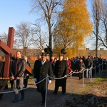 Z Krzyżem w byłym KL Birkenau