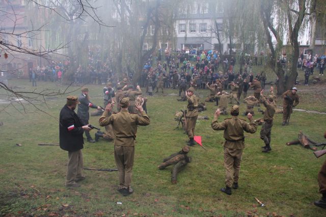 Inscenizacja batalistyczno-historyczna