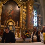 Konsekracja ołtarza w kościele św. Katarzyny w Nowym Targu 