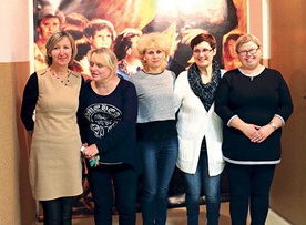  Na zdjęciu świeccy pijarzy: Iwona Iwanicka, Anna Trykowska, Maria Soroka, Danuta Stankiewicz, Agnieszka Kawałkowska