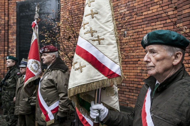 Wieńce pod bramą straceń