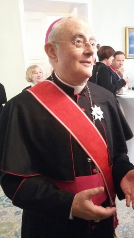 Polonia Restituta dla abp. Hosera