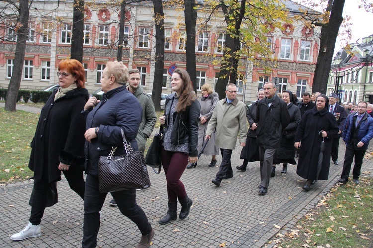 Msza w intencji ojczyzny i z okazji 35. rocznicy sądeckiego KIK-u