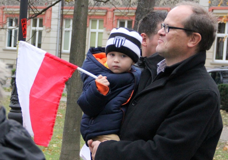 Msza w intencji ojczyzny i z okazji 35. rocznicy sądeckiego KIK-u