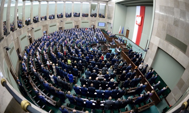 Morawiecki otwarł obrady Sejmu bez Millera