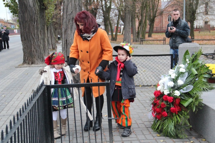 Uroczystości patriotyczne w Łyszkowicach