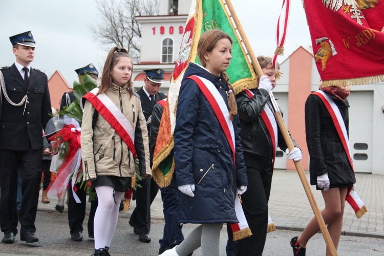 Uroczystości patriotyczne w Łyszkowicach