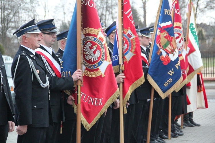 Uroczystości patriotyczne w Łyszkowicach