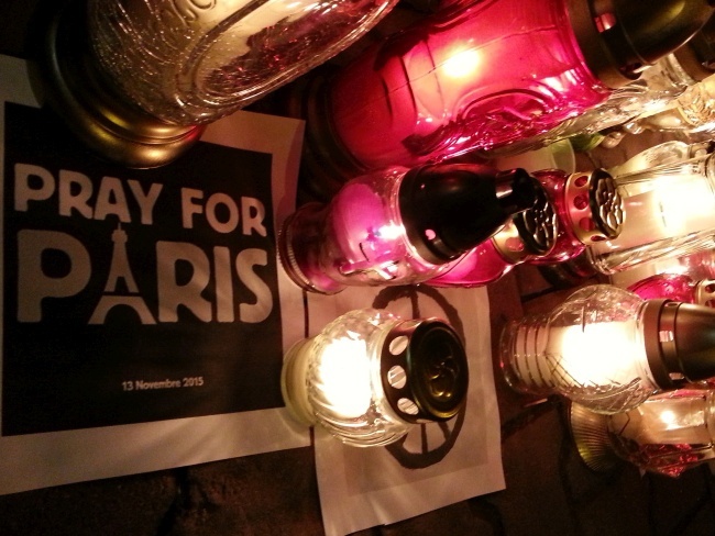 #prayforparis w Katowicach