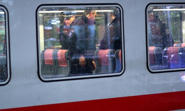 Atrapa bomby w niemieckim pociągu