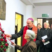 Odsłonięcie tablicy  pamiątkowej ks. Kazimierza Pasionka  oraz nadanie jego imienia Studium  w 50. rocznicę działalności 