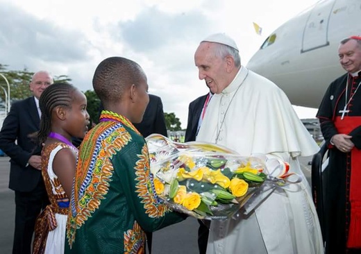 Powitanie papieża w Kenii
