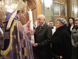 Reprezntanci wszystkich pokoleń przybyli do Bielska-Białej, żeby odebrać znak jubileuszu chrztu Polski