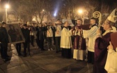 Powitanie symboli ŚDM i Eucharystia na rozpoczęcie Adwentu