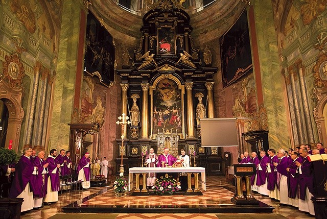 Powyżej: Mszą św. w archikatedrze zainaugurowano Jubileusz Chrztu Polski w archidiecezji lubelskiej