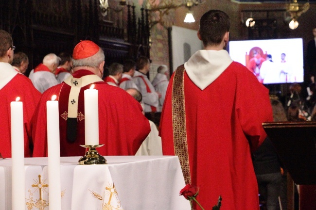 Dziękczynna Msza św. za beatyfikację o. Zbigniewa Strzałkowskiego OFMConv. i o. Michała Tomaszka OFMConv.